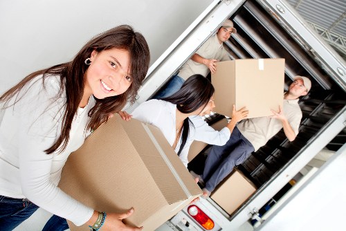 A carefully planned Tottenham van loading process with insured handling